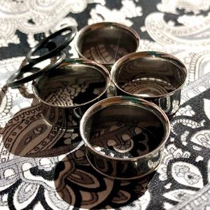 7/8” 22mm surgical steel tunnel plugs/guages